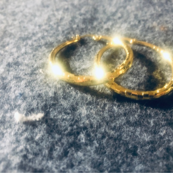 18K gold filled earring - Picture 2 of 4